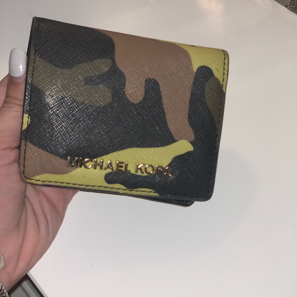 Michael Kors Camo Wallet